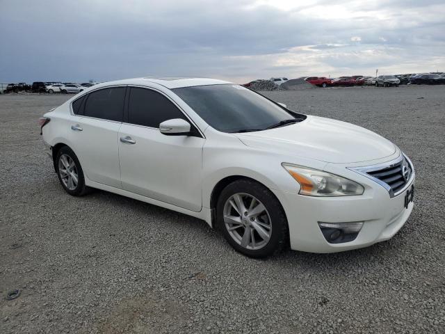  NISSAN ALTIMA 2015 Белы