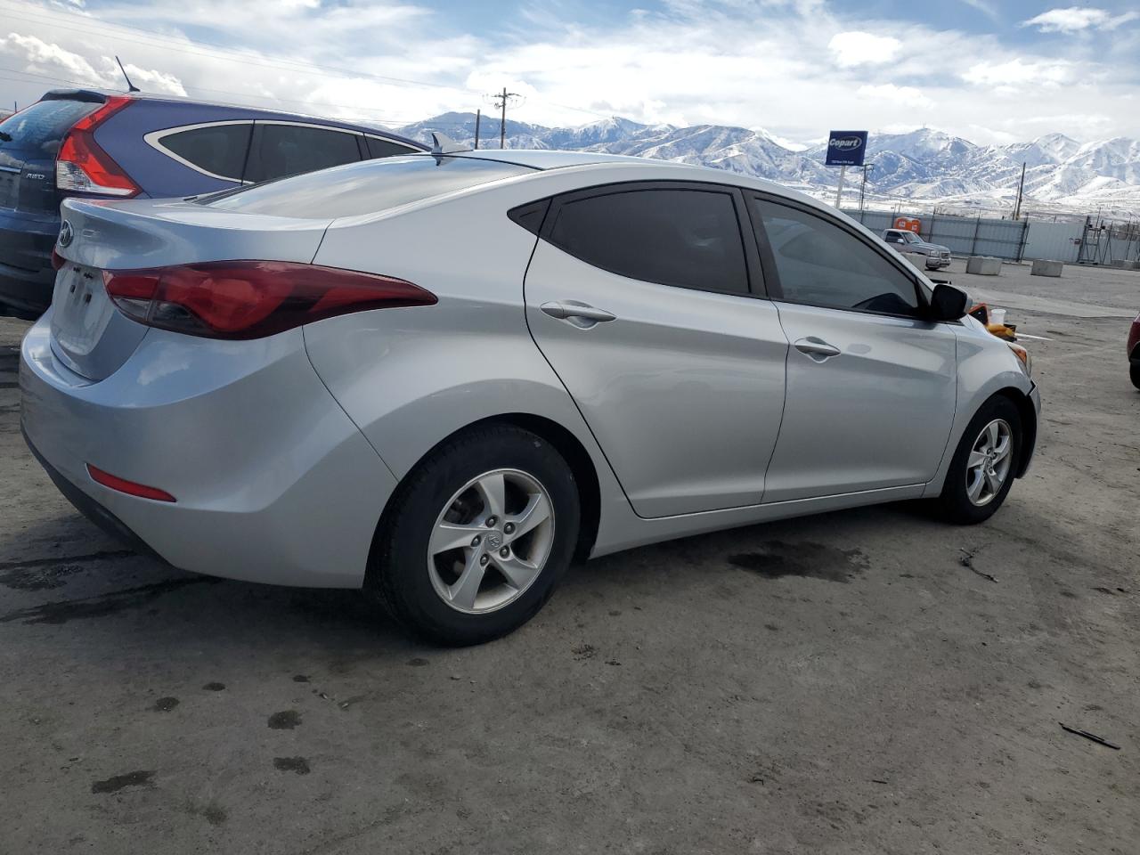 2014 Hyundai Elantra - Image 3