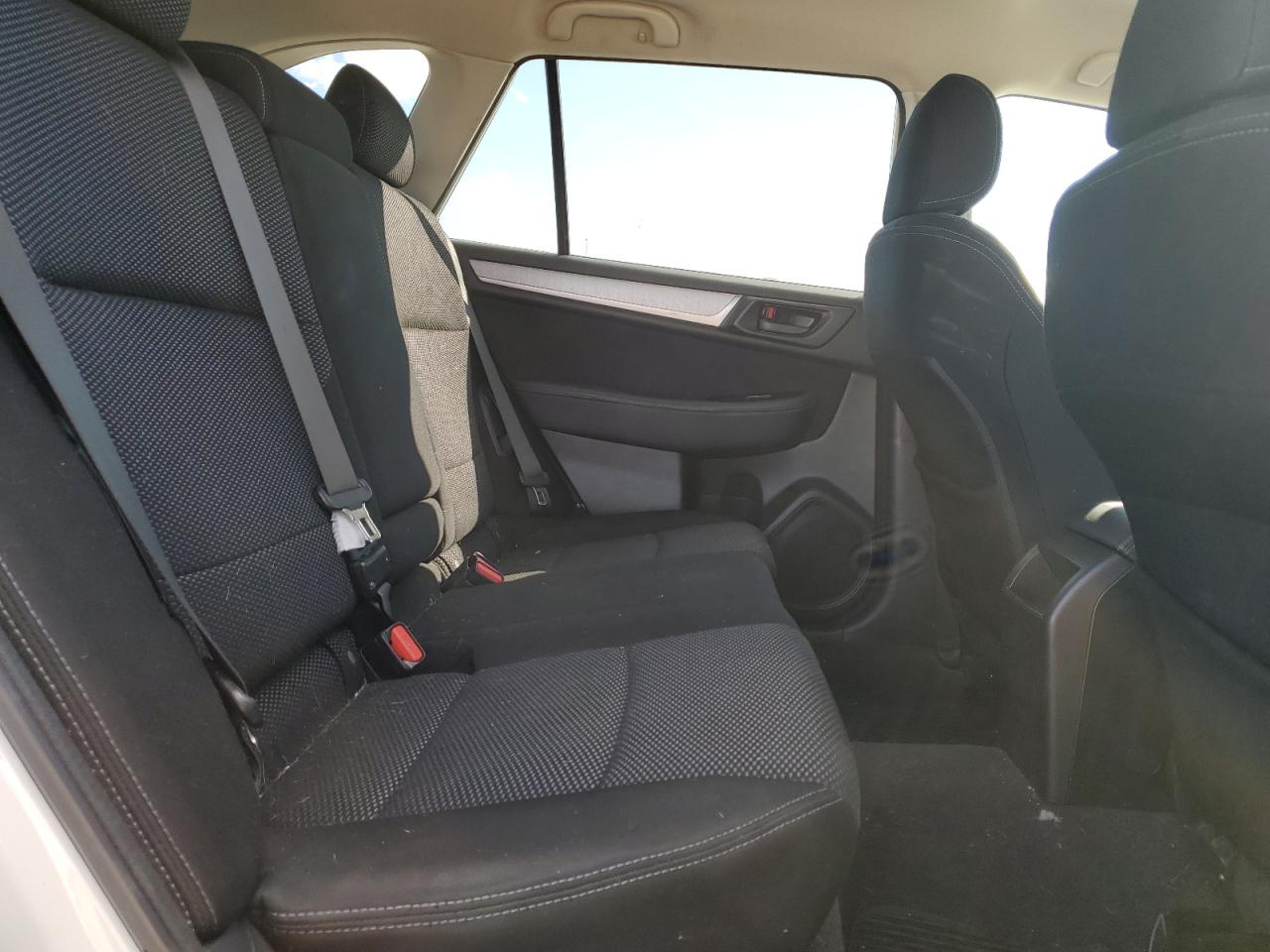 2016 Subaru Outback - Image 10
