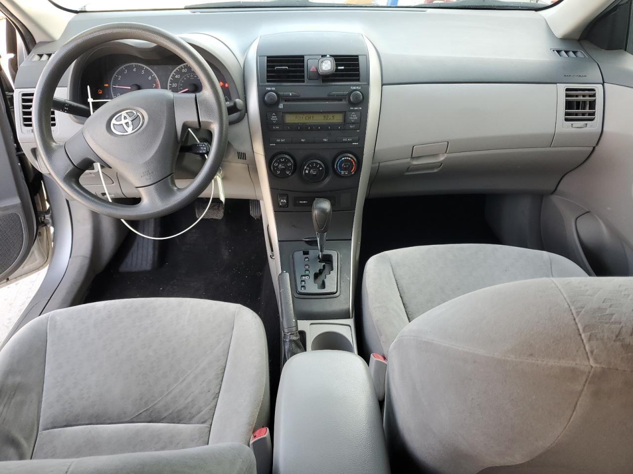 2009 Toyota Corolla - Image 8