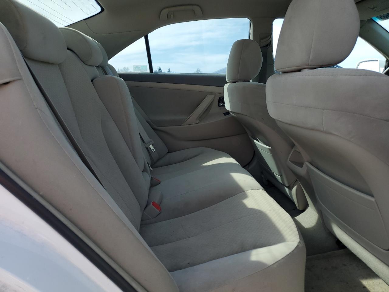 2009 Toyota Camry - Image 10