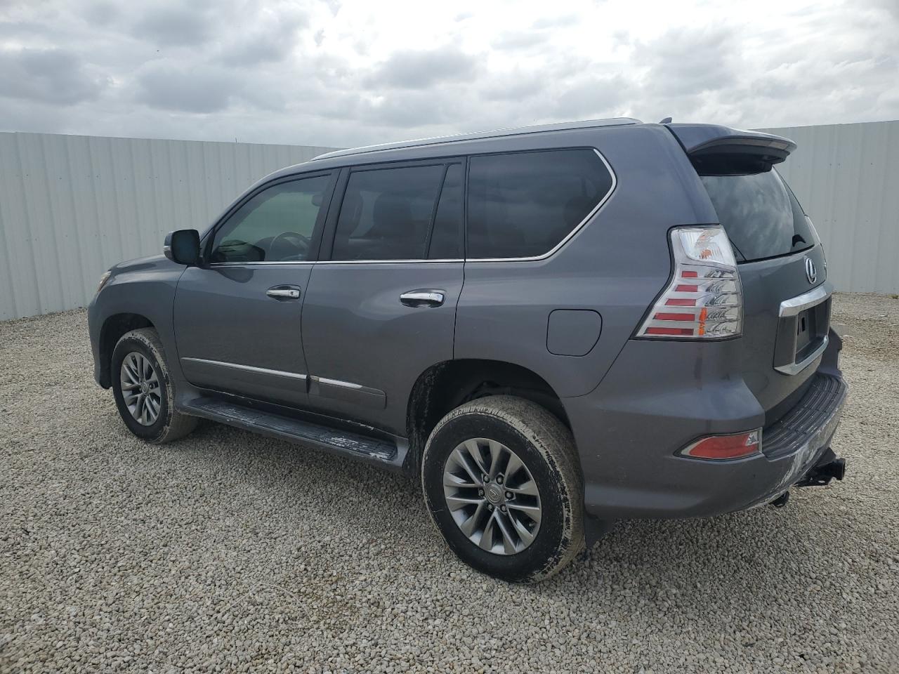 2015 Lexus GX - Image 2