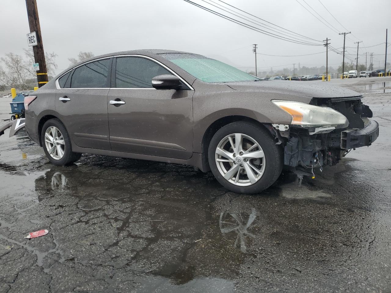 2015 Nissan Altima - Image 4