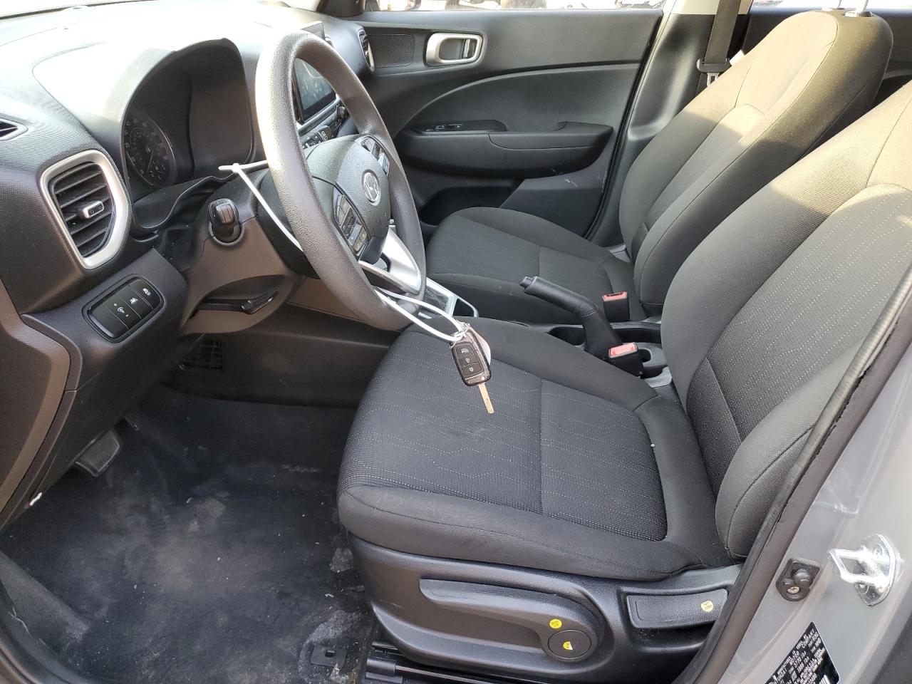 2021 Hyundai Venue - Image 7