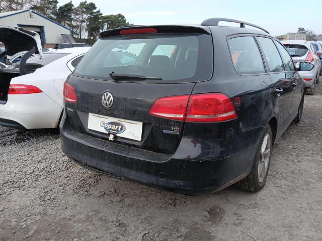 2011 VOLKSWAGEN PASSAT S B