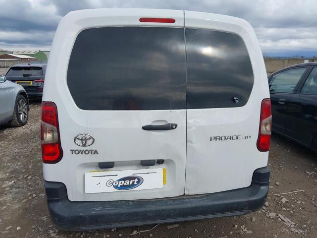 2023 TOYOTA PROACE CIT