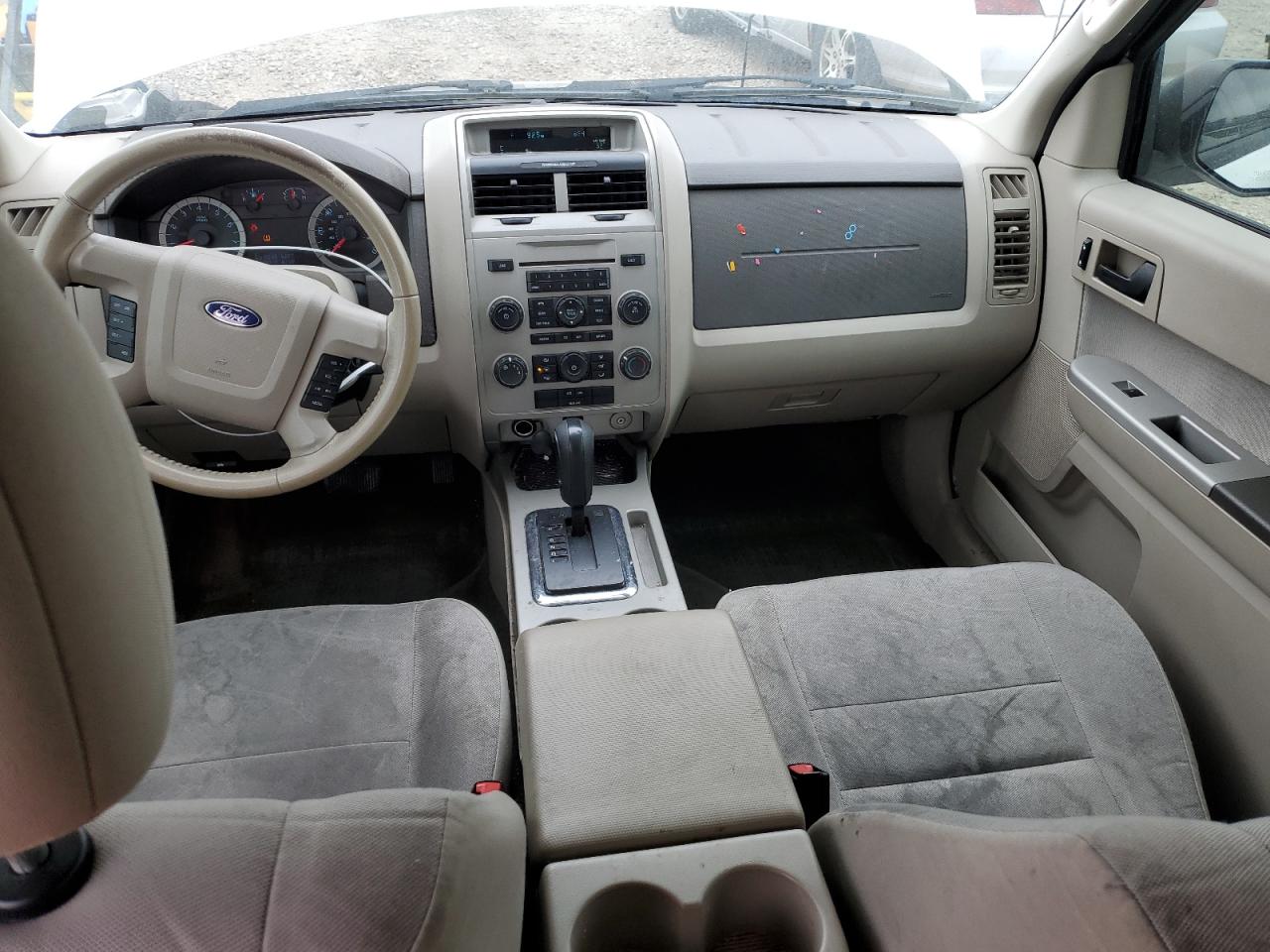 2011 Ford Escape - Image 8