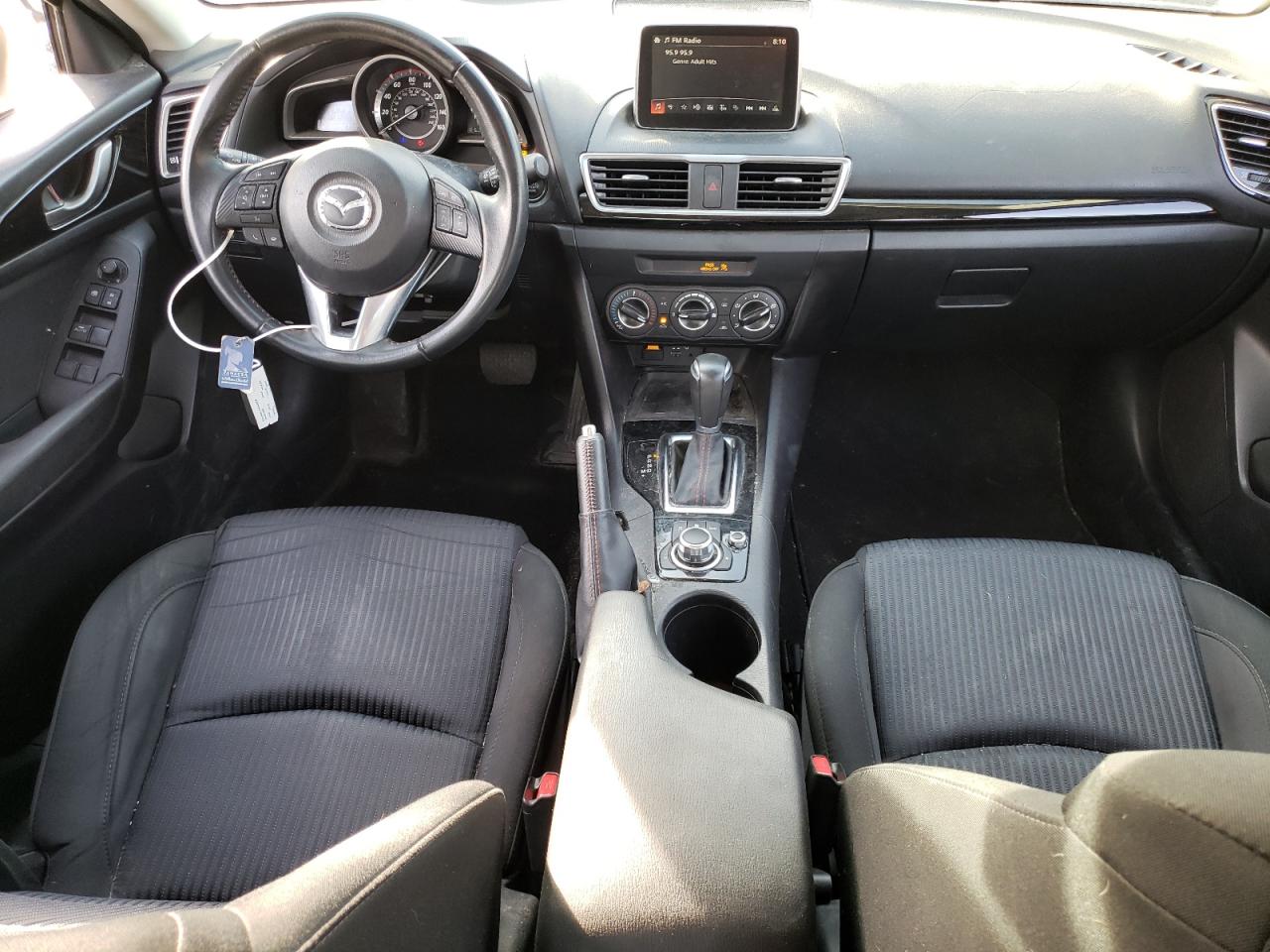 2016 Mazda 3 - Image 8