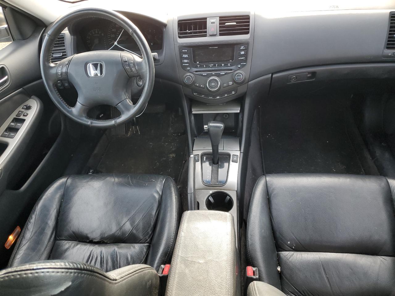 2005 Honda Accord - Image 8