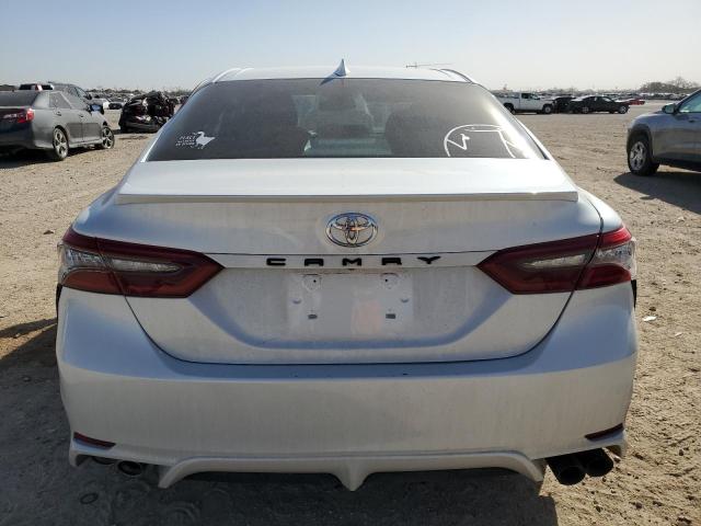  TOYOTA CAMRY 2021 White