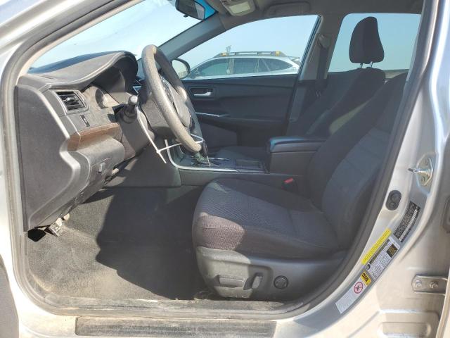  TOYOTA CAMRY 2017 Srebrny