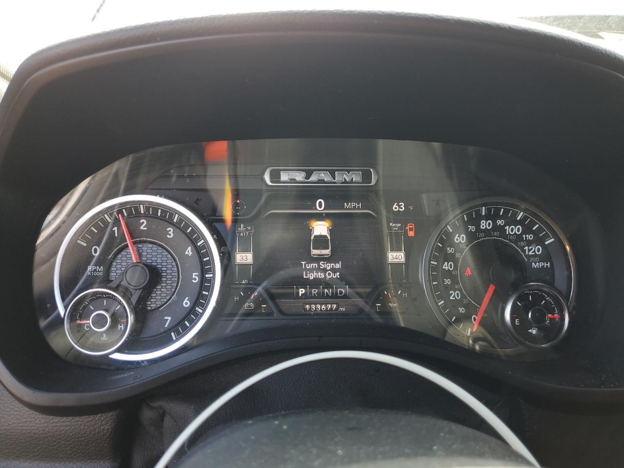 2021 RAM 1500 - Image 9