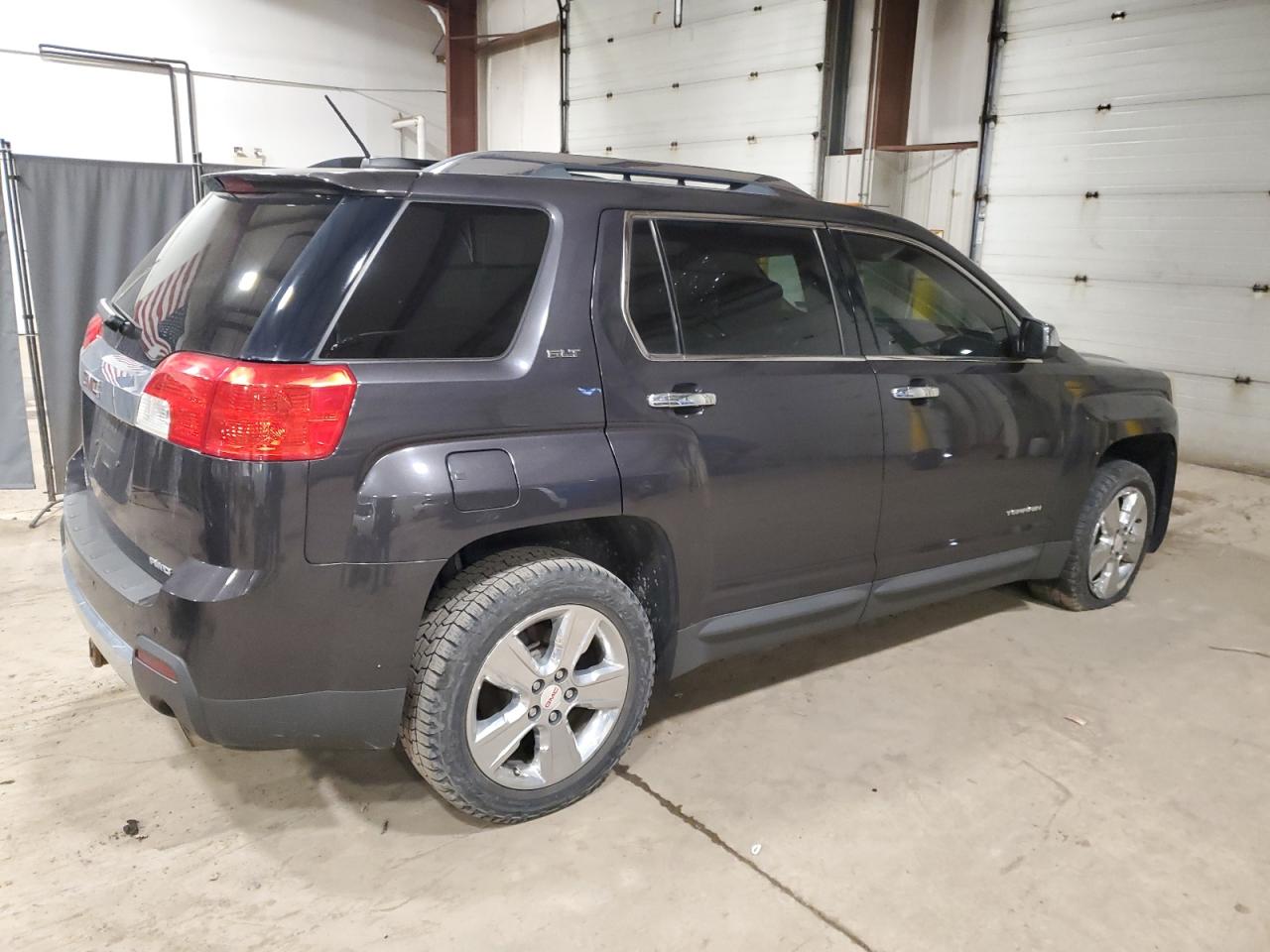 2015 GMC Terrain - Image 3