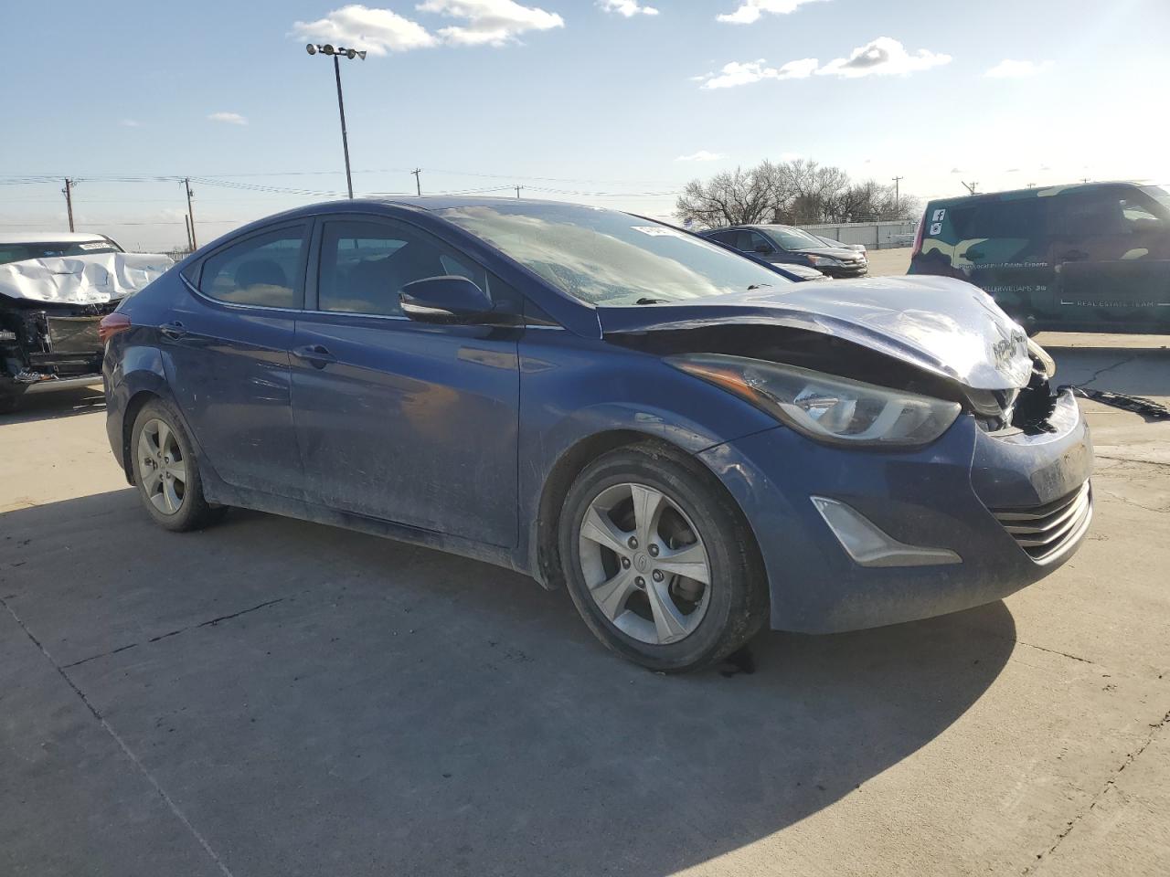 2016 Hyundai Elantra - Image 4