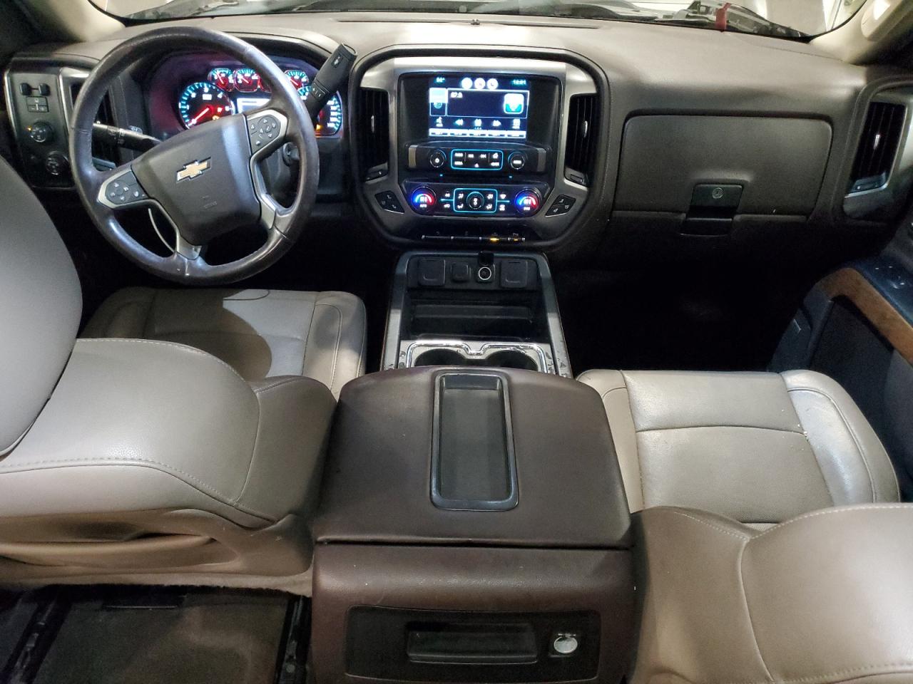 2015 Chevrolet Silverado - Image 8