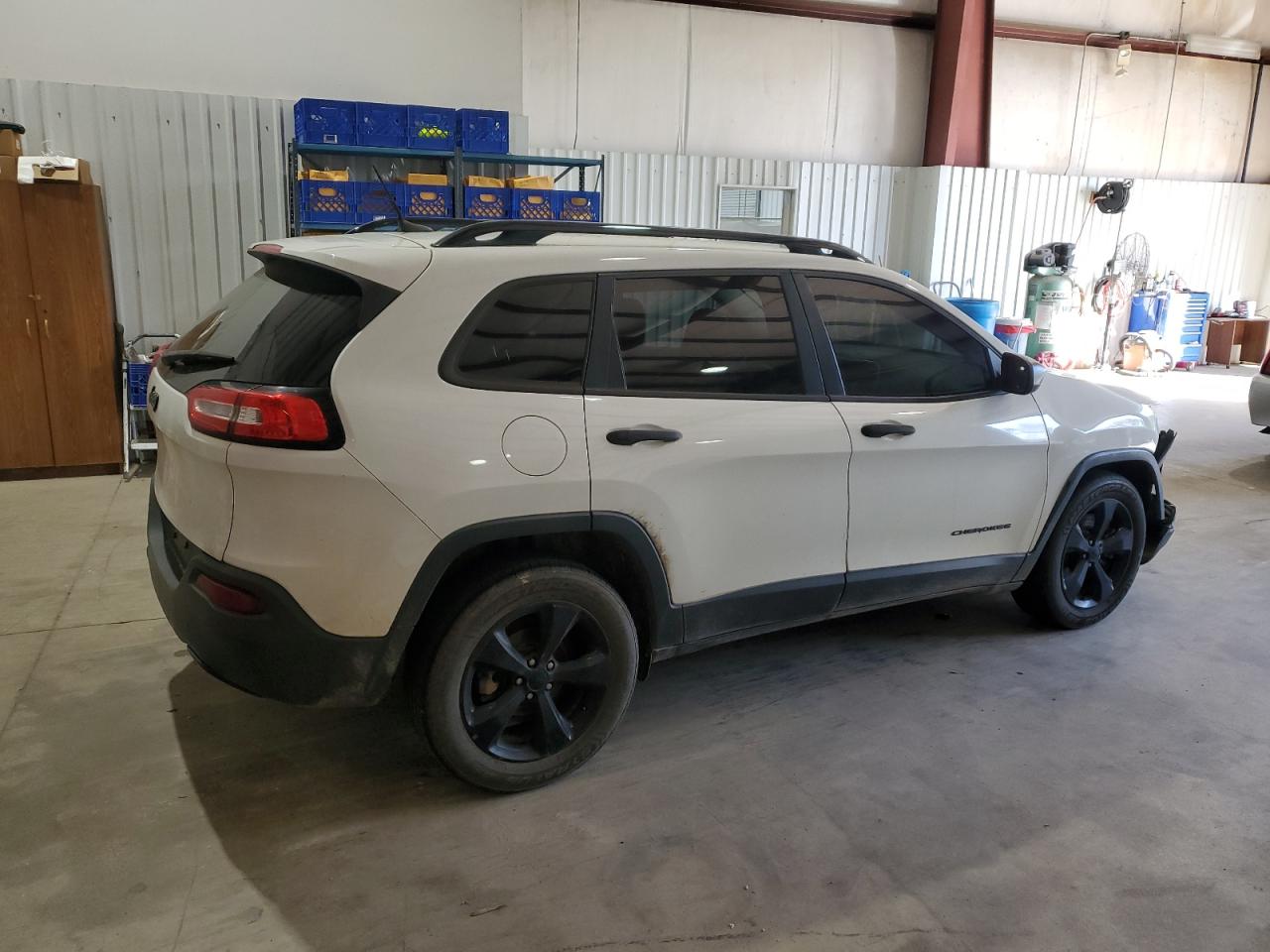 2017 Jeep Grand Cherokee - Image 3