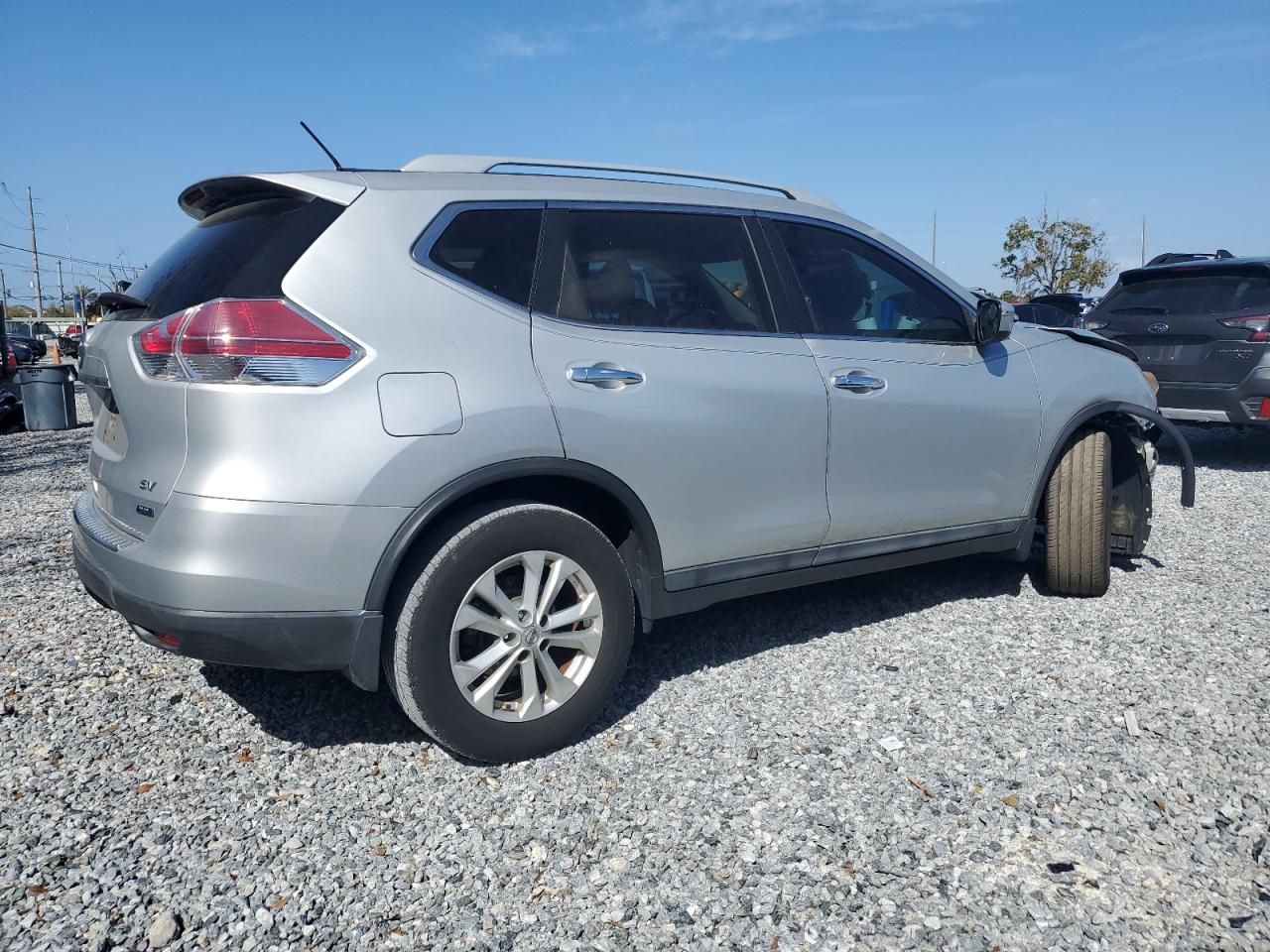 2014 Nissan Rogue - Image 3