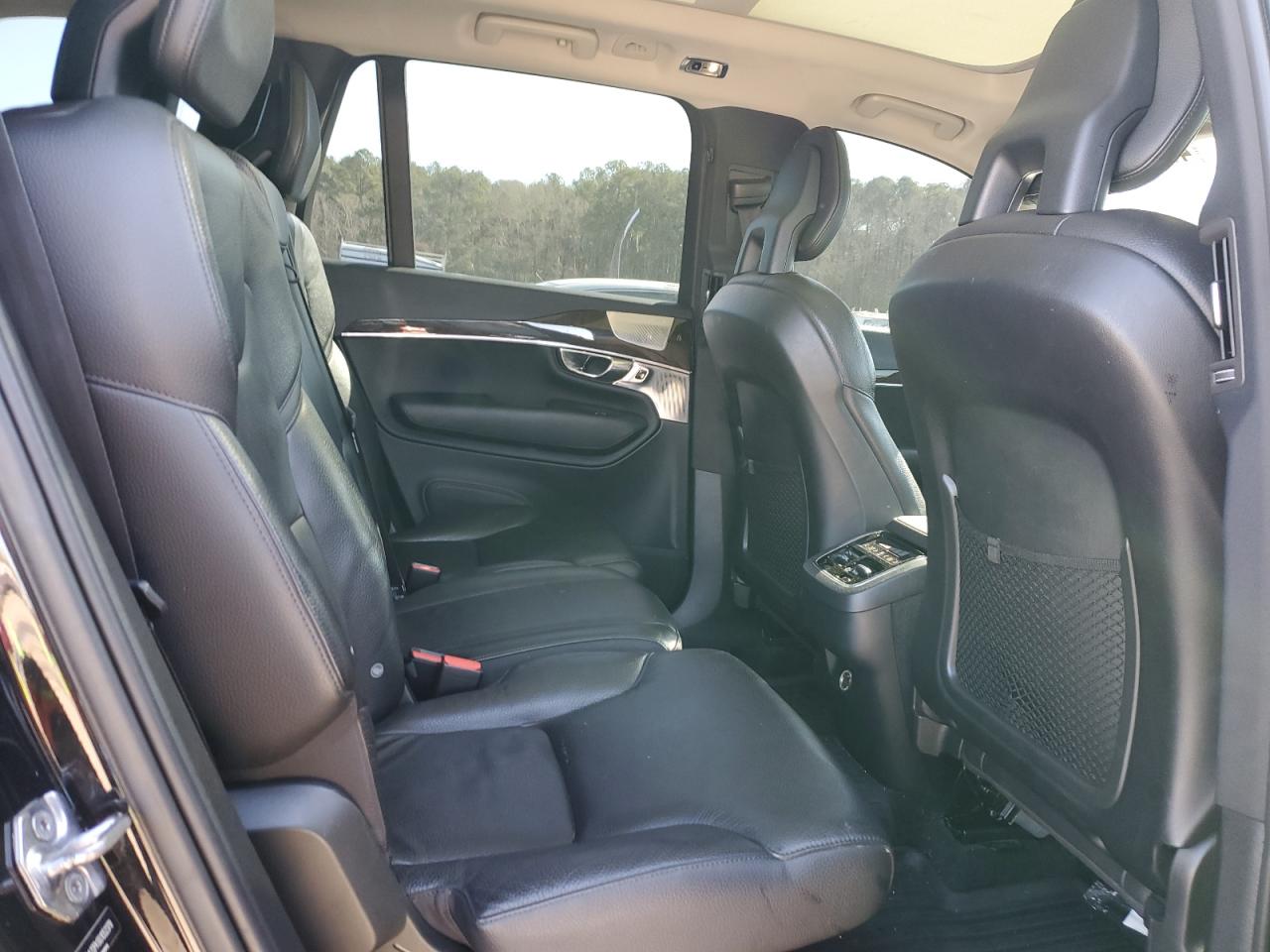 2016 Volvo XC90 - Image 11