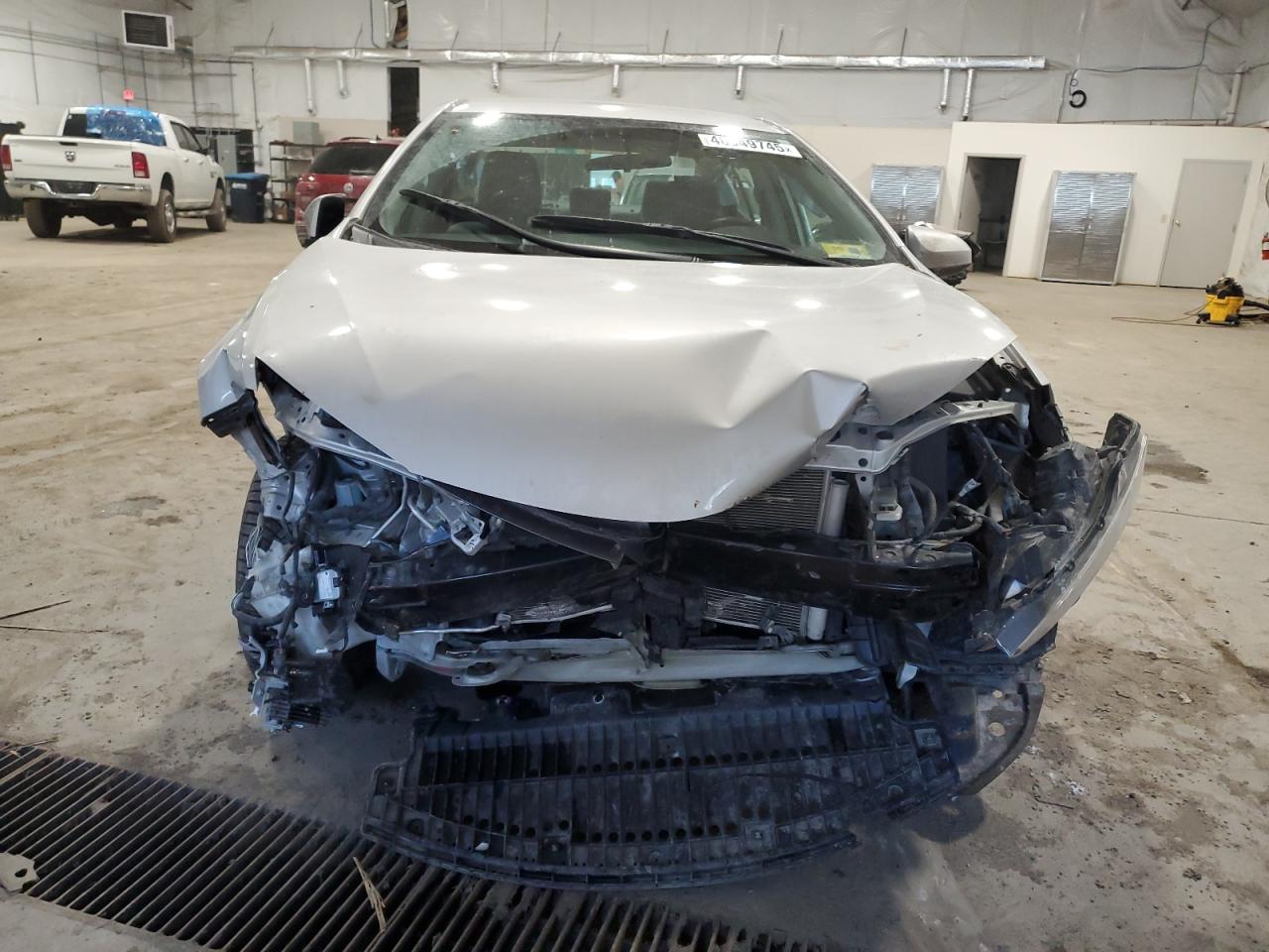2015 Toyota Corolla - Image 5