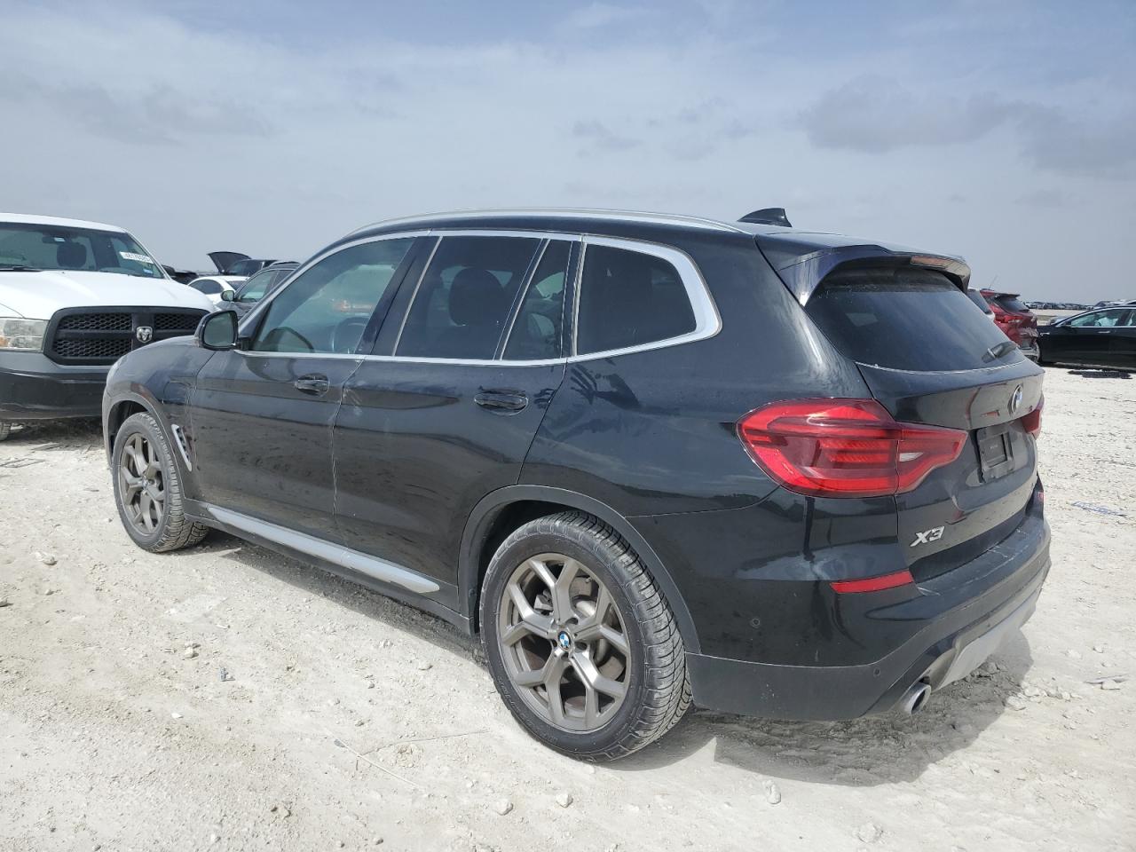 2021 BMW X3 - Image 2