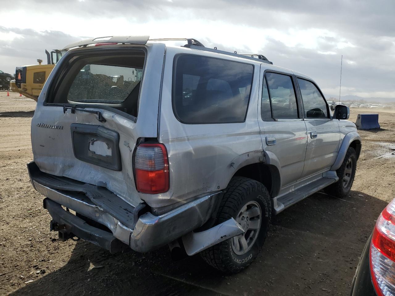 2000 Toyota 4Runner - Image 3