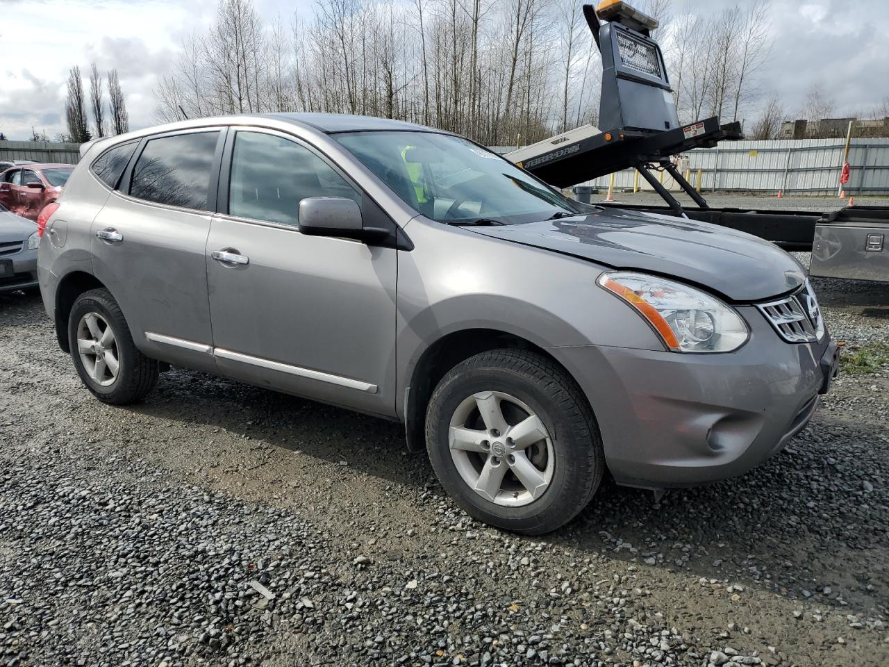 2013 Nissan Rogue - Image 4