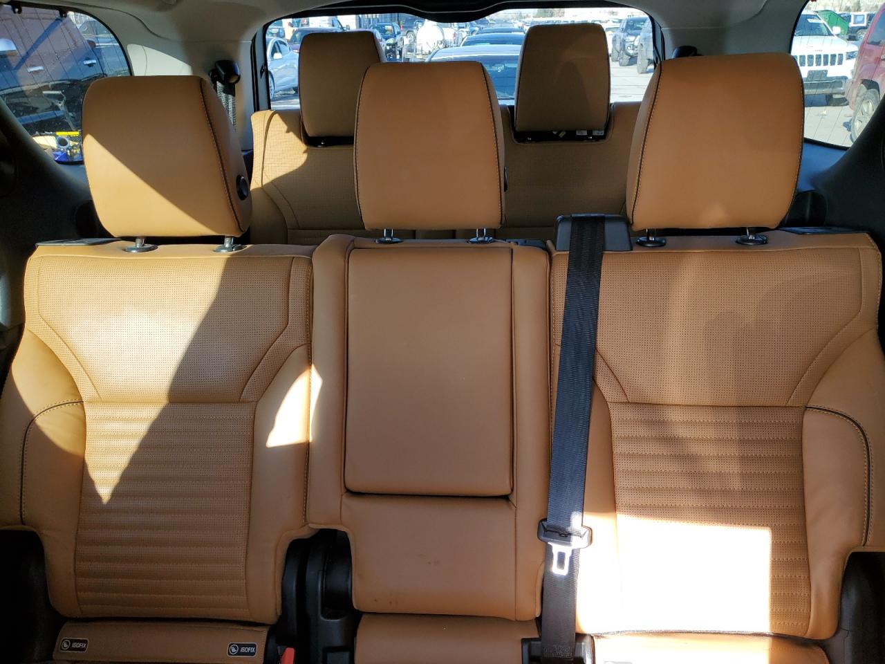 2017 Land Rover Discovery - Image 10