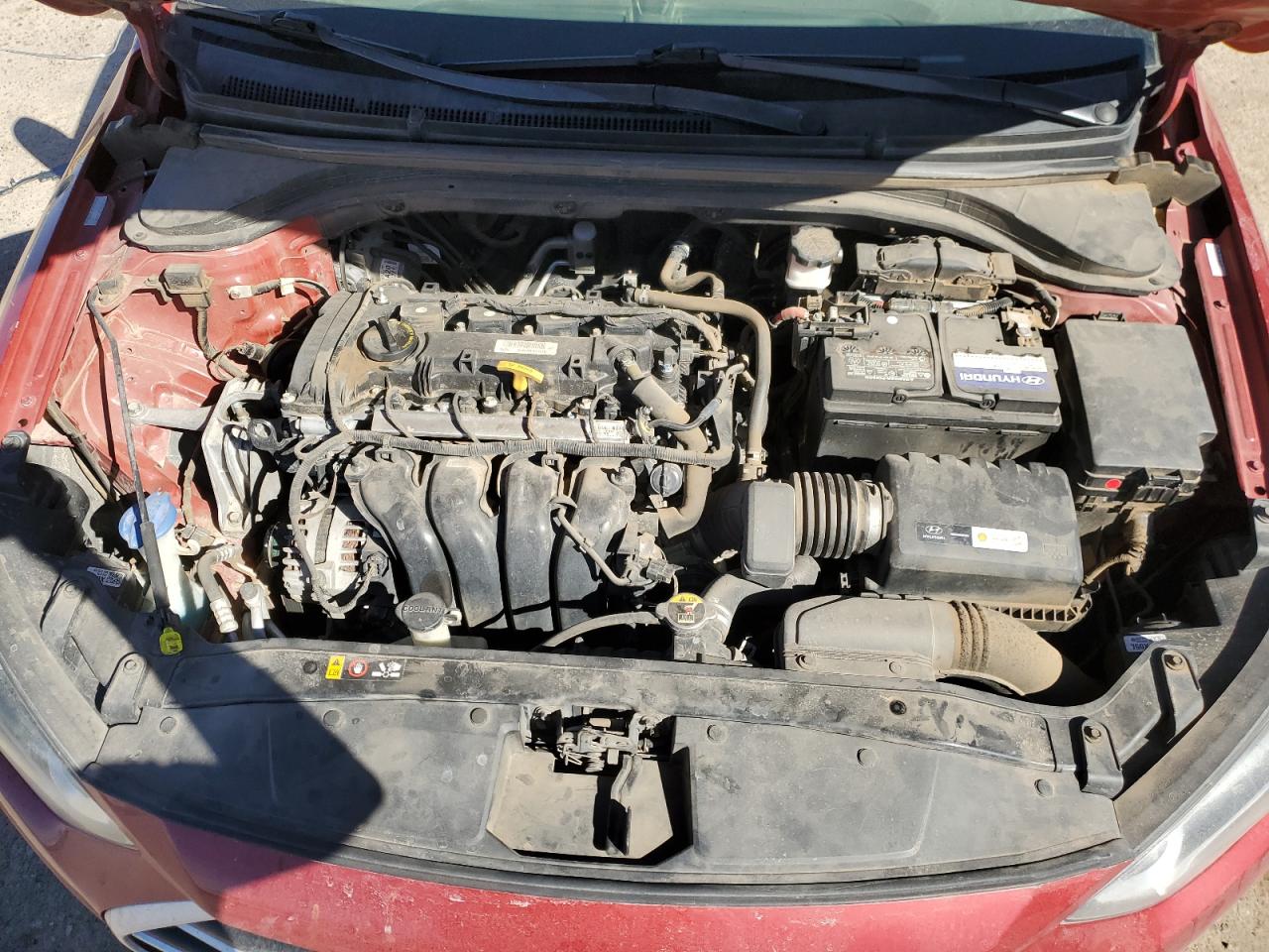 2017 Hyundai Elantra - Image 12