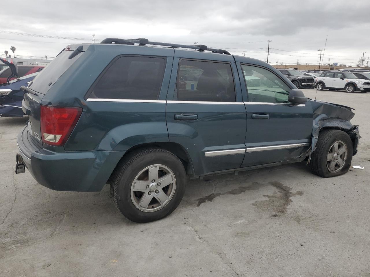 2005 Jeep Grand Cherokee - Image 3