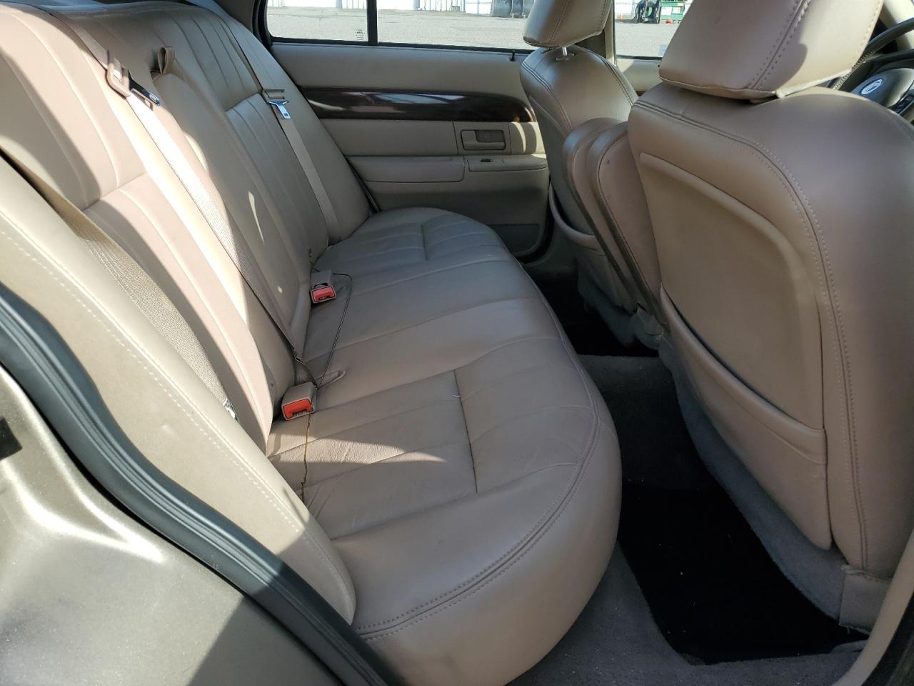 2003 Mercury Grand Marquis - Image 10