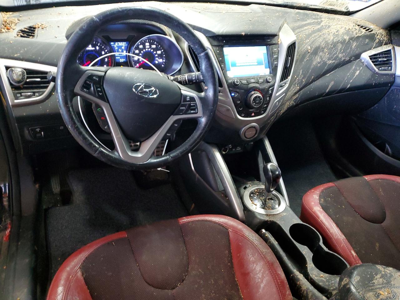 2012 Hyundai Veloster - Image 8
