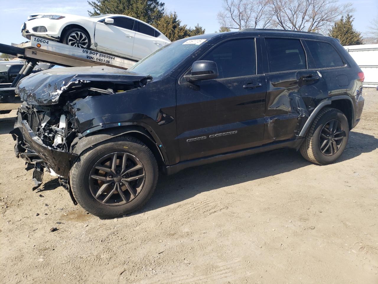 2019 Jeep Grand Cherokee - Image 1