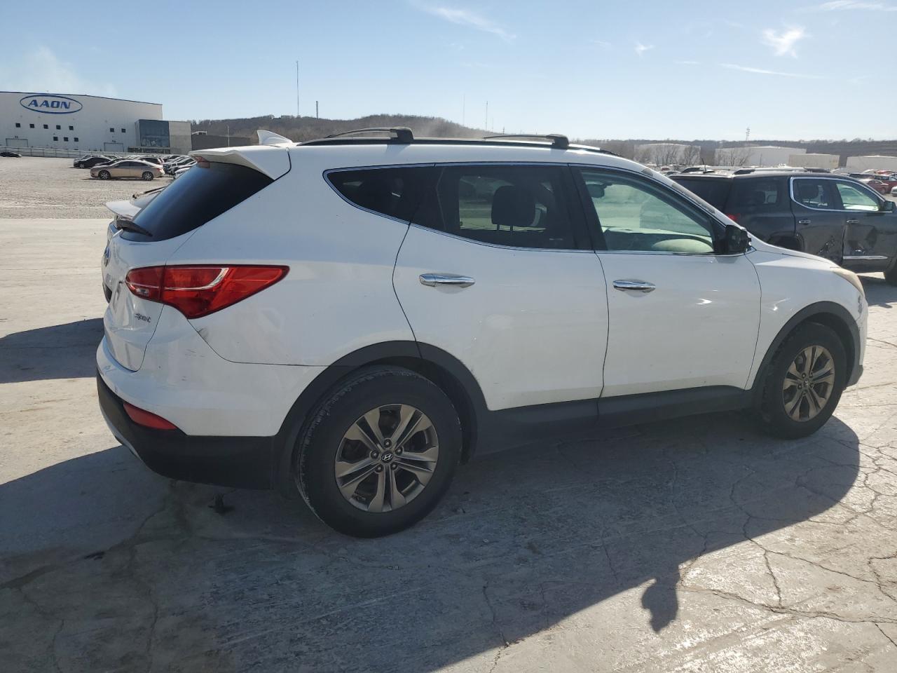 2014 Hyundai Santa Fe - Image 3