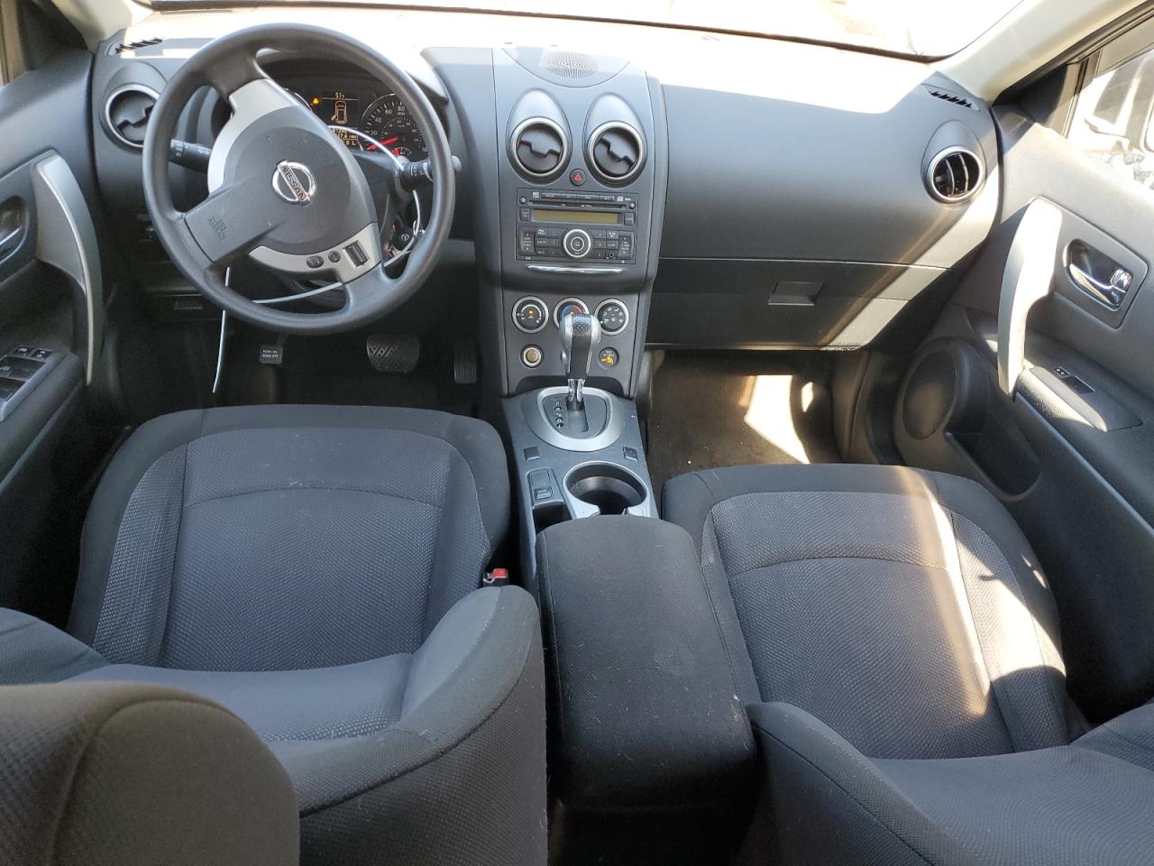 2012 Nissan Rogue - Image 8