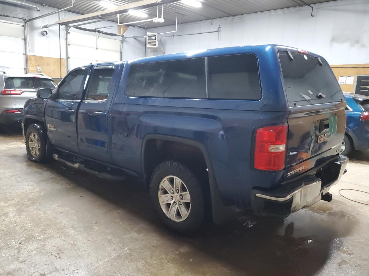 2017 GMC Sierra - Image 2