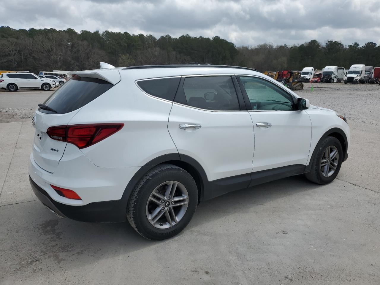 2017 Hyundai Santa Fe - Image 3