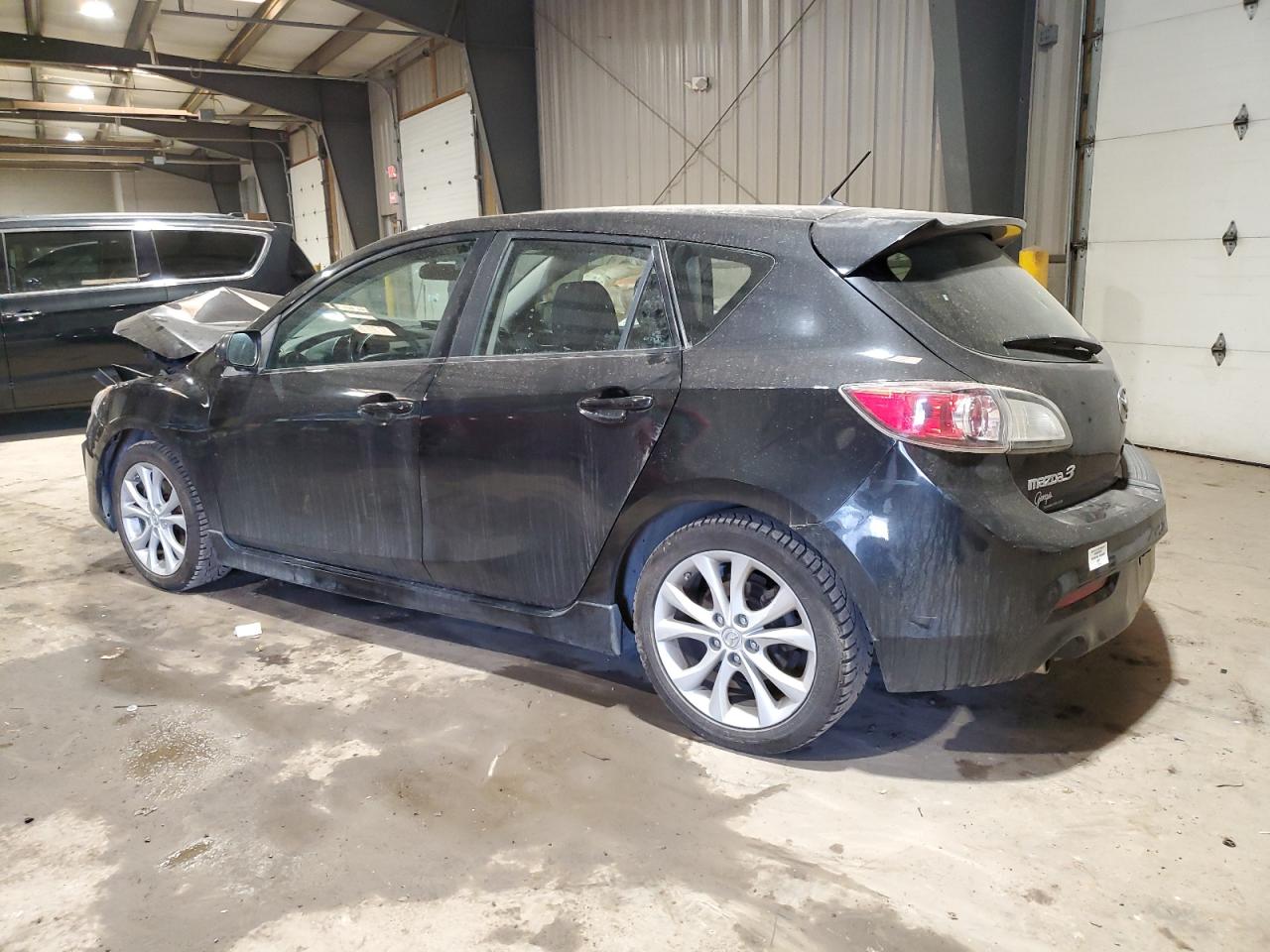 2011 Mazda 3 - Image 2