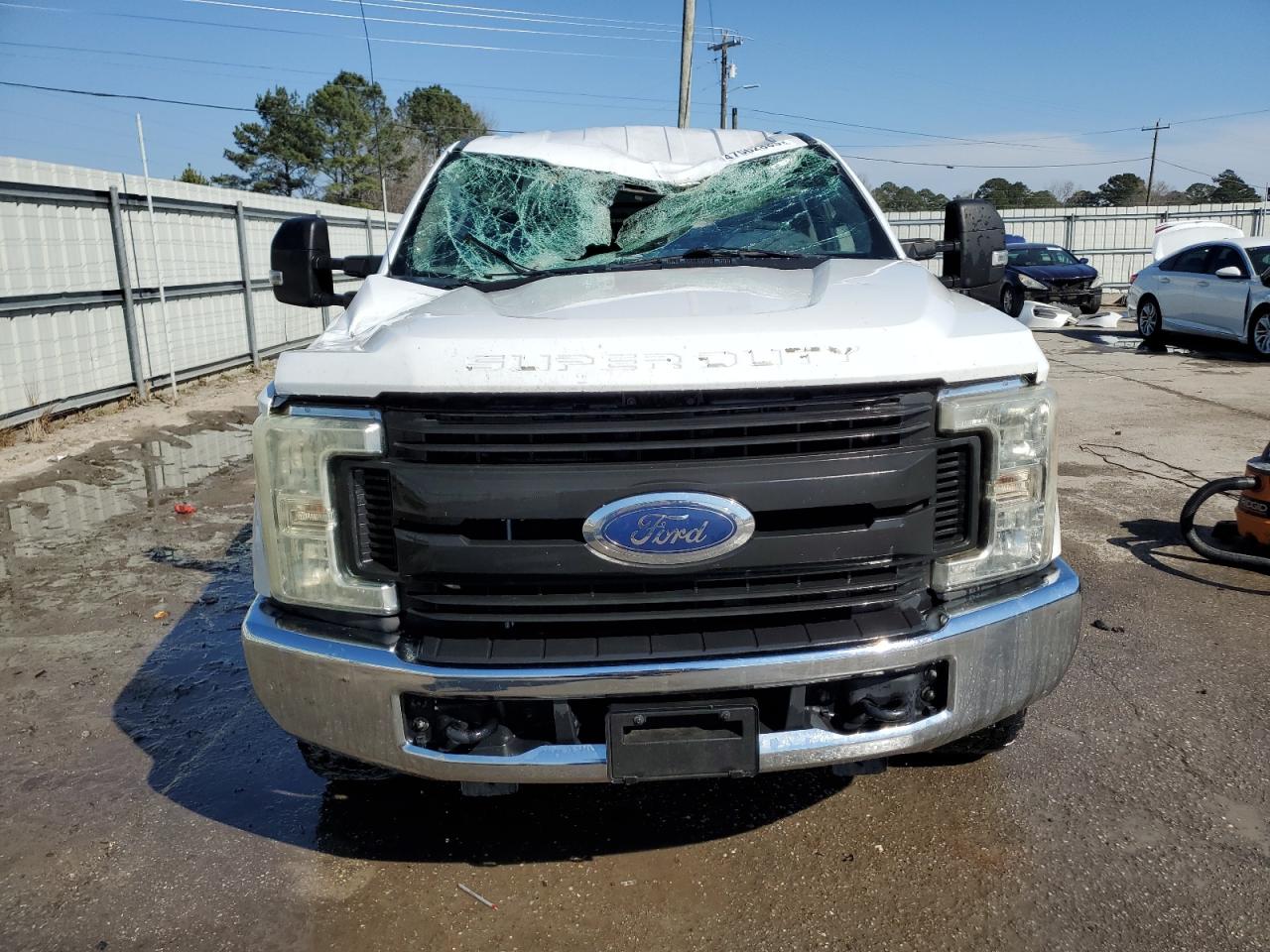 2017 Ford F250 - Image 5