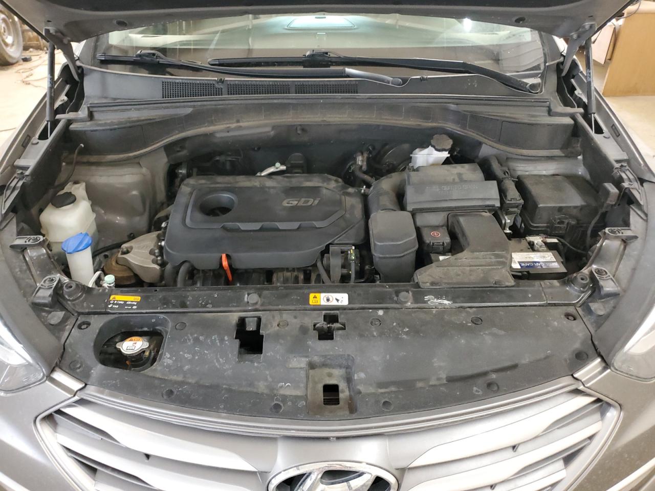 2017 Hyundai Santa Fe - Image 12