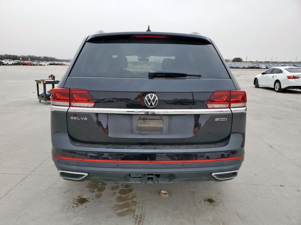 2021 Volkswagen Atlas - Image 6