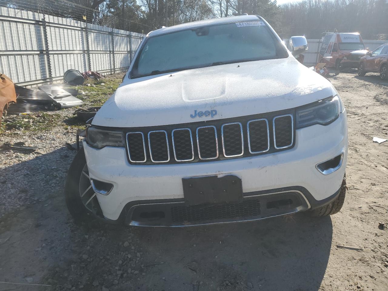 2018 Jeep Grand Cherokee - Image 5