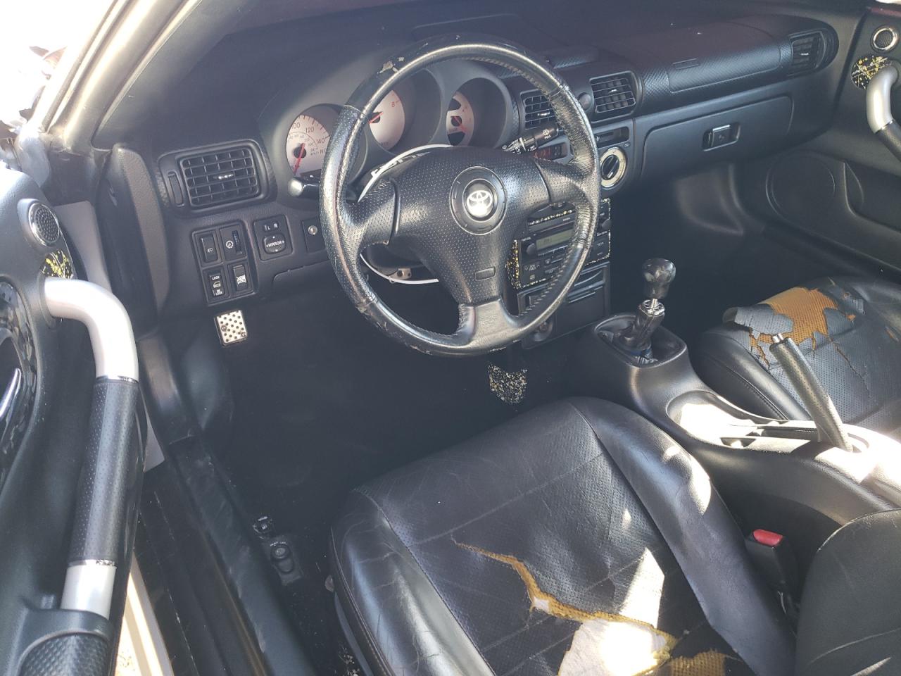 2003 Toyota MR2 - Image 8