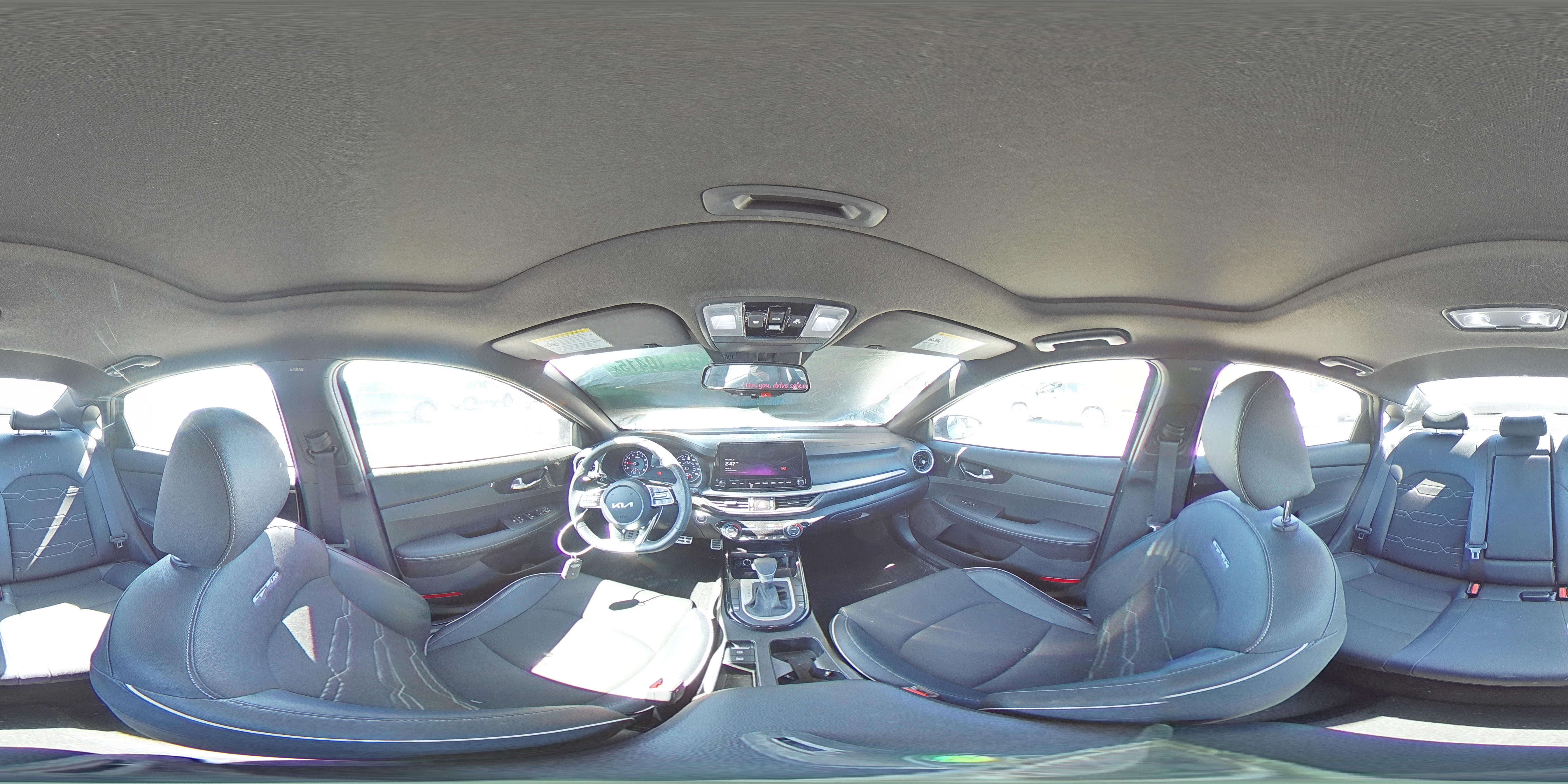 2023 Kia Forte - Image 12
