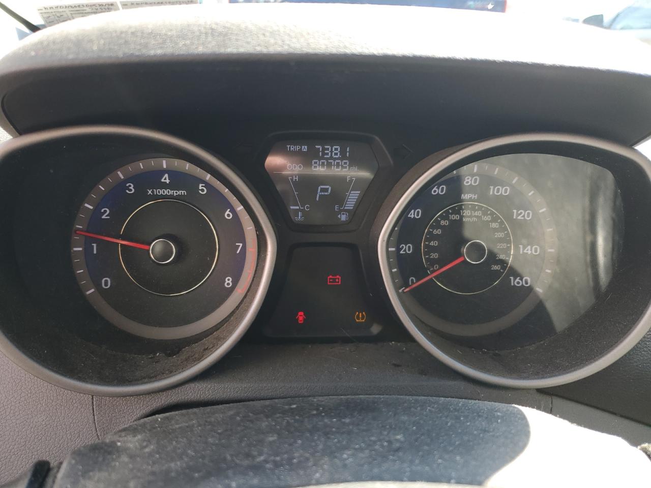 2013 Hyundai Elantra - Image 9