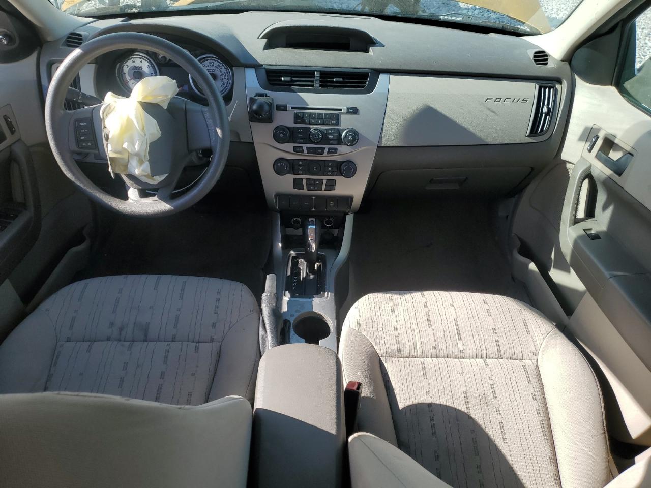 2009 Ford Focus - Image 8