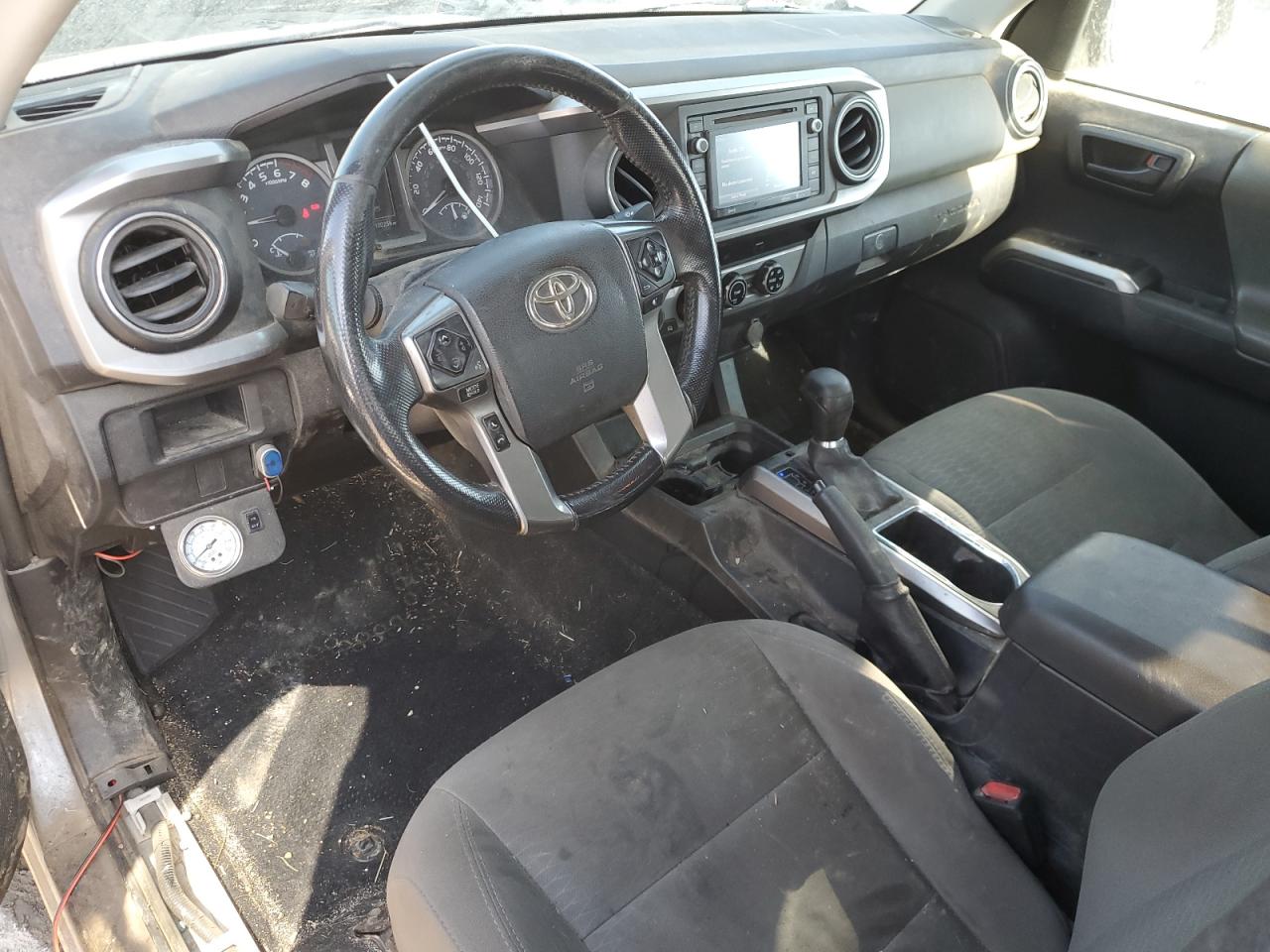 2017 Toyota Tacoma - Image 8