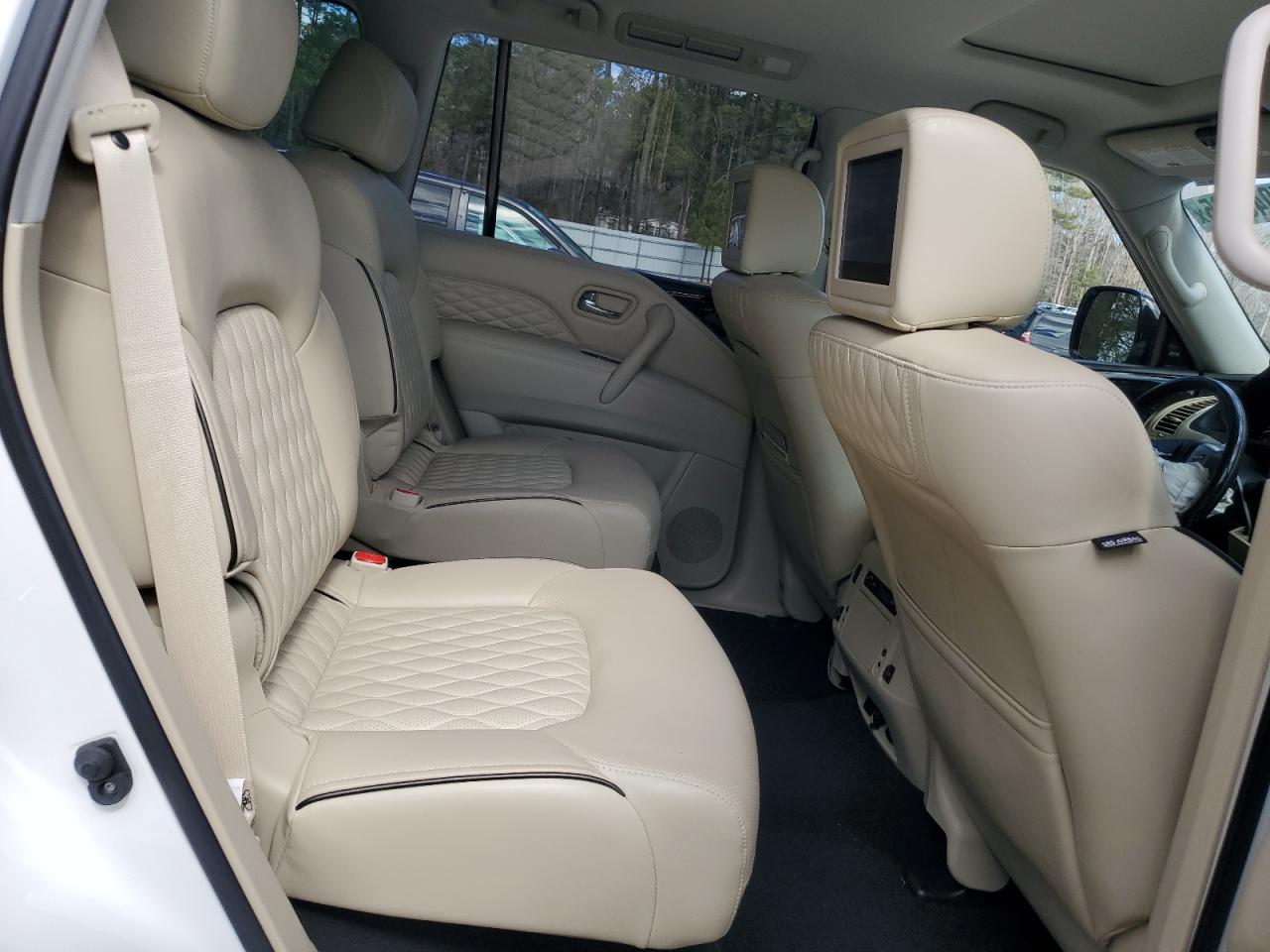 2018 Infiniti QX80 - Image 11