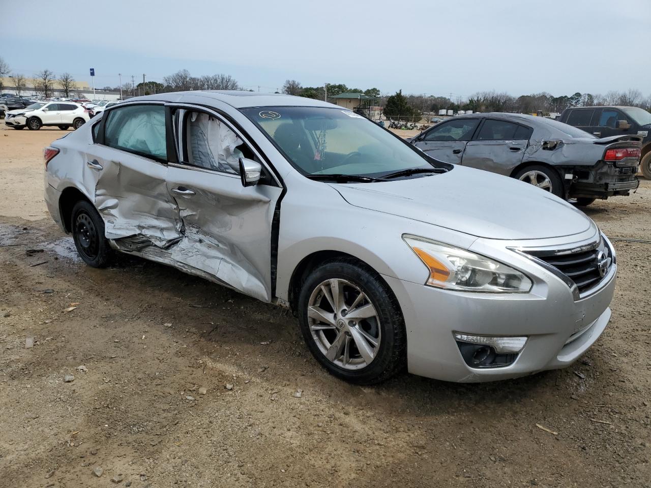 2014 Nissan Altima - Image 4
