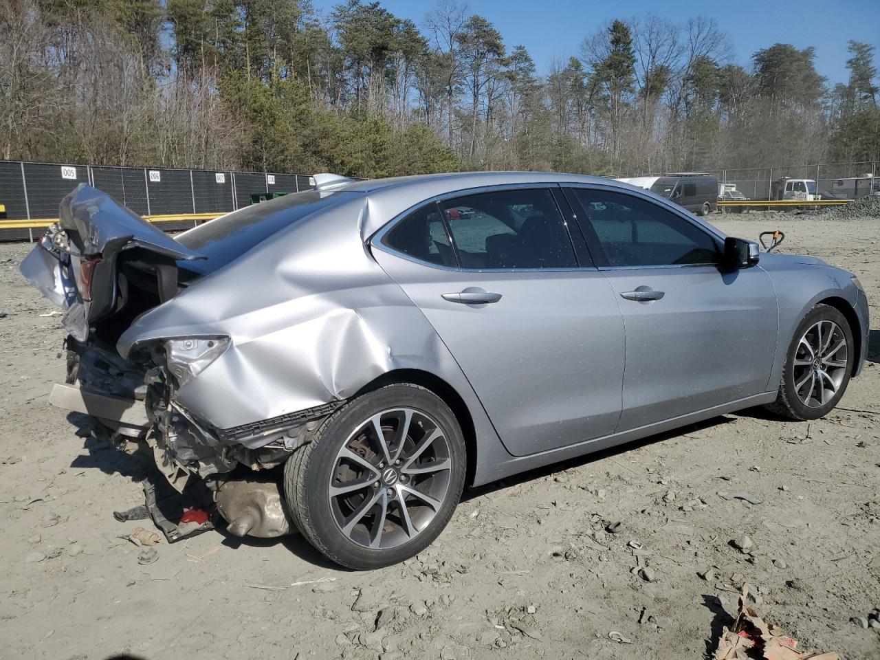 2015 Acura TLX - Image 3