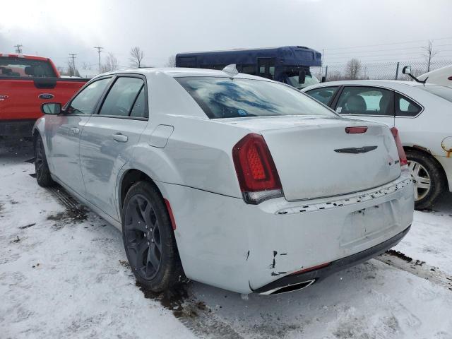  CHRYSLER 300 2020 Srebrny